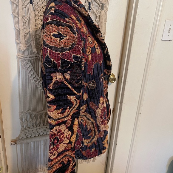 Floral Patterned Women's Coat - Picture 4 of 8